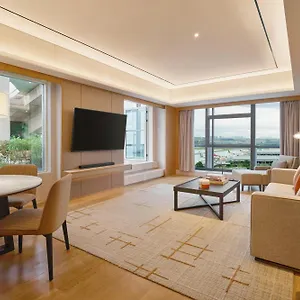https://hyatt-regency-shenzhen-airport.getmacauhotels.com