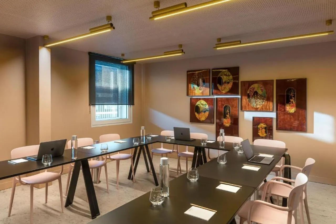 Okko Hotels Paris Gare De L'Est 4*,